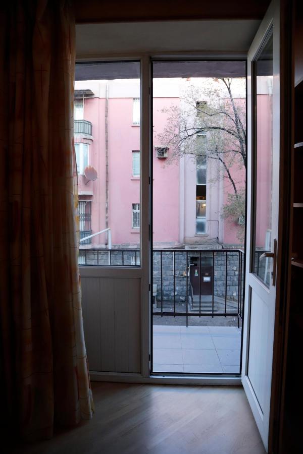 Am Studio Daire Erivan Dış mekan fotoğraf